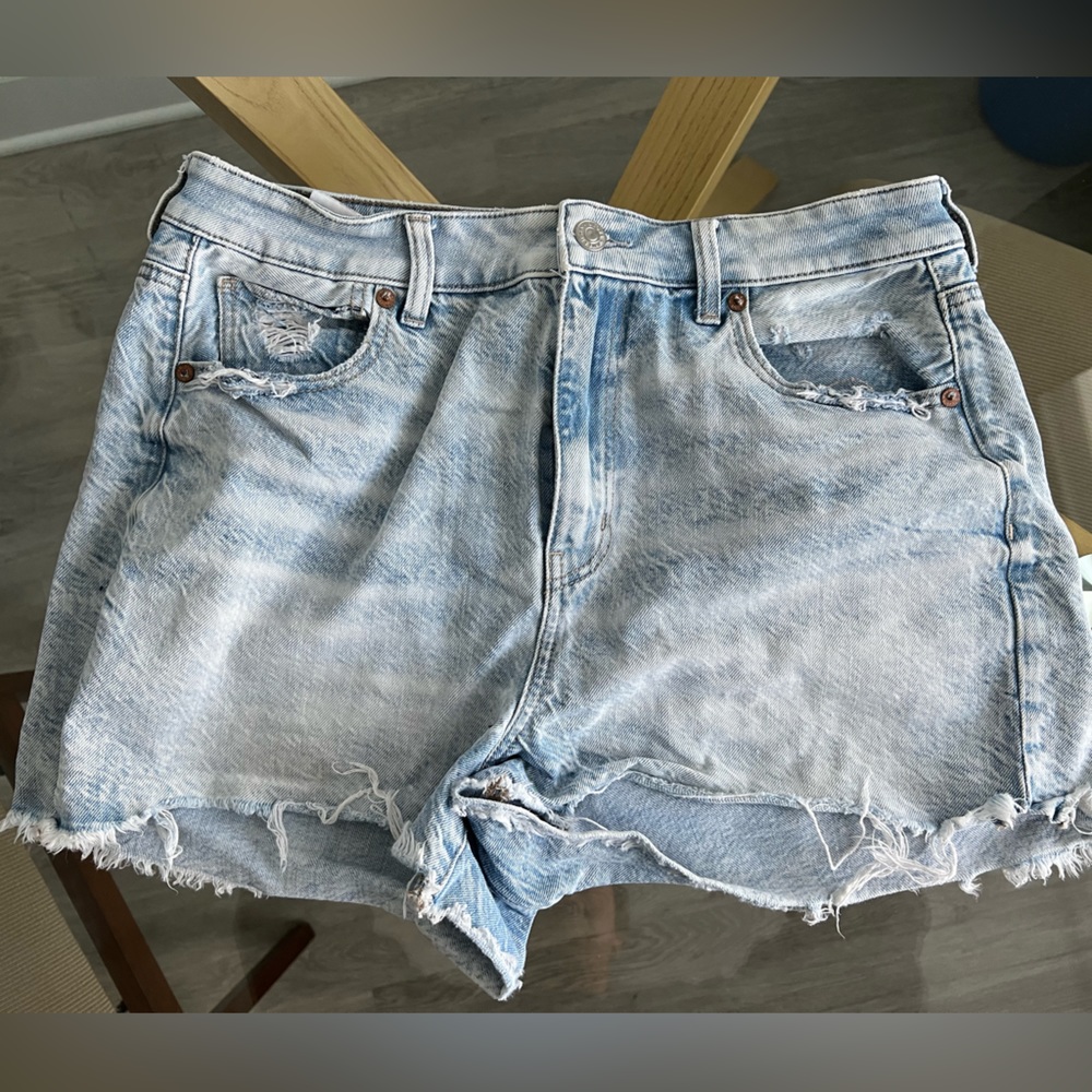 American eagle high waist jean shorts comfort waistband mom short